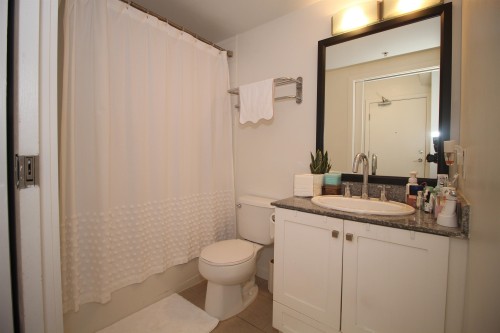 703-480 Robson Street, Vancouver, BC 