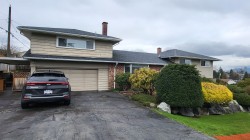 5045 Barker Crescent  Burnaby, BC V5G 3G6