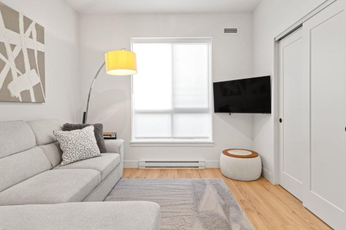 122-55 Klahanie Drive, Port Moody, BC 