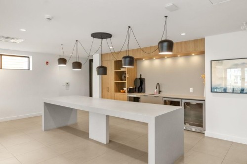 122-55 Klahanie Drive, Port Moody, BC 