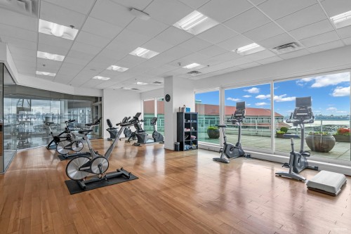 409-100 Esplanade Street E, North Vancouver, BC 