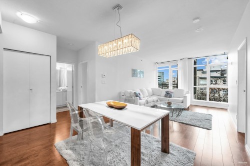 409-100 Esplanade Street E, North Vancouver, BC 