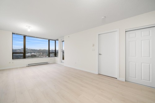 1105-4178 Dawson Street, Burnaby, BC 