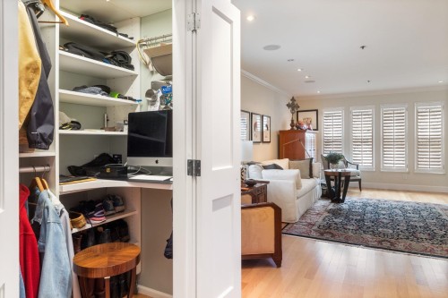 1730 Kitchener Street, Vancouver, BC 