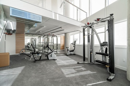 2101-4433 Alaska Street, Burnaby, BC 