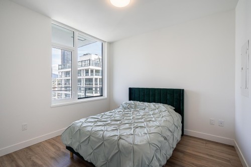 2101-4433 Alaska Street, Burnaby, BC 