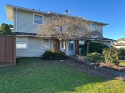 12055 Chestnut Crescent  Pitt Meadows, BC V3Y 2L6