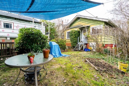 4534 5Th Avenue W, Vancouver, BC 