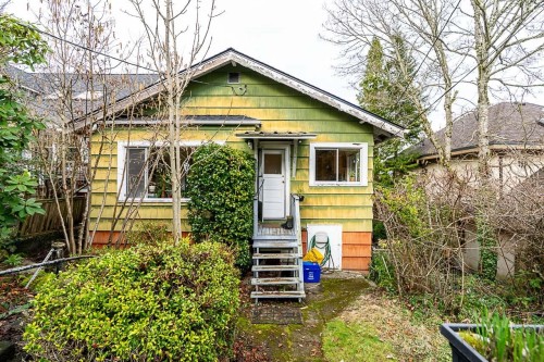 4534 5Th Avenue W, Vancouver, BC 