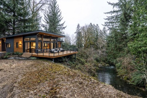 12041 256Th Street Street, Maple Ridge, BC 