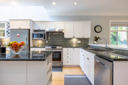 4203 14Th Avenue W, Vancouver, BC 