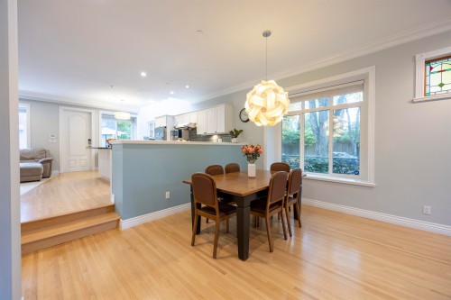 4203 14Th Avenue W, Vancouver, BC 