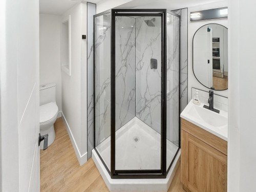 1515 Eighth Avenue, New Westminster, BC 