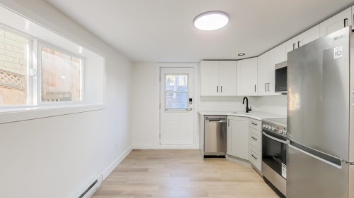 1515 Eighth Avenue, New Westminster, BC 