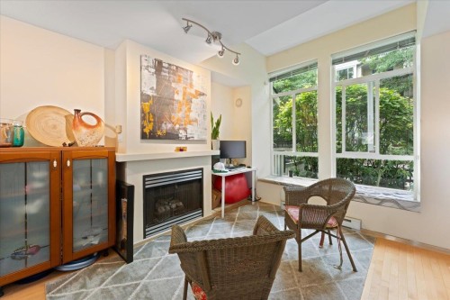 6878 Village Green, Burnaby, BC 