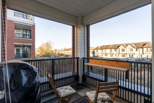 228-9551 Alexandra Road, Richmond, BC 