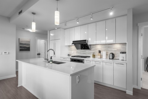 228-9551 Alexandra Road, Richmond, BC 