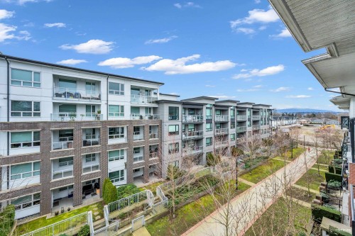 413-9388 Mckim Way, Richmond, BC 