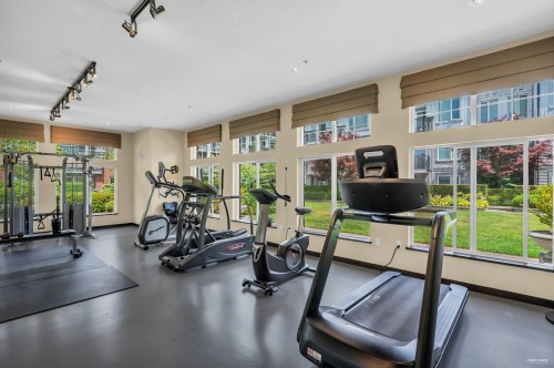 413-9388 Mckim Way, Richmond, BC 