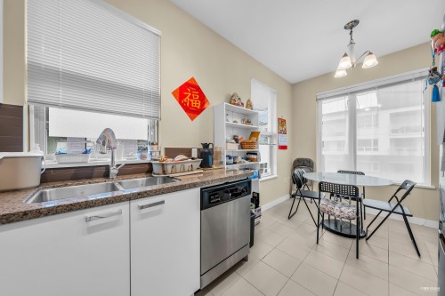 413-9388 Mckim Way, Richmond, BC 