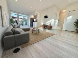 99-4337 Boundary Road  Richmond, BC V6V 0C4