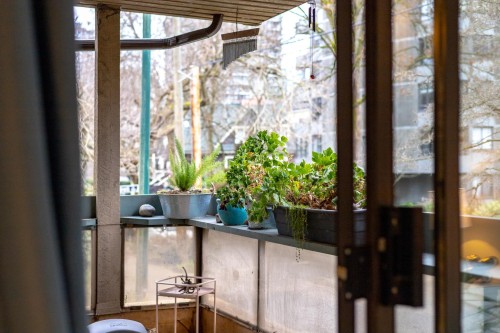 318-1500 Pendrell Street, Vancouver, BC 