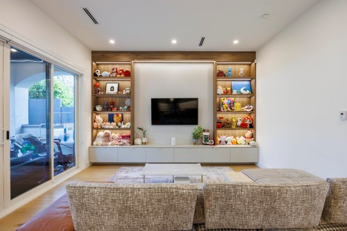 6549 Portland Street, Burnaby, BC 