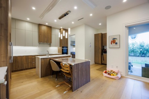 6549 Portland Street, Burnaby, BC 