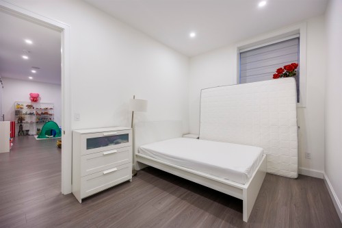 6549 Portland Street, Burnaby, BC 