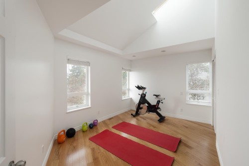 10339 Sunshine Coast Highway, Halfmoon Bay, BC 