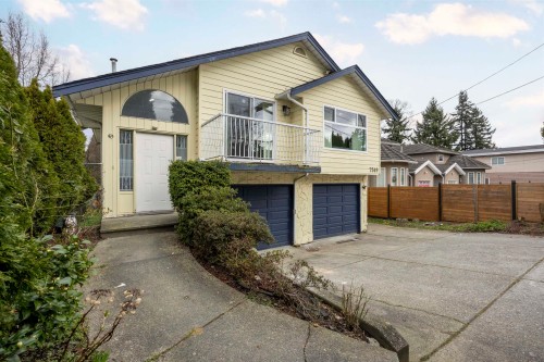 7549 10Th Avenue, Burnaby, BC 