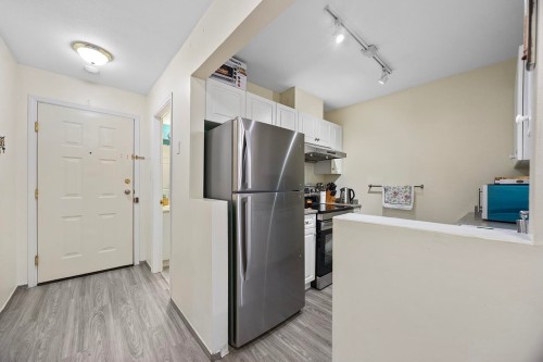 207-3628 Rae Avenue, Vancouver, BC 