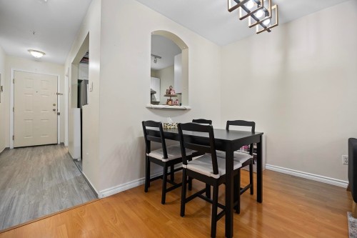 207-3628 Rae Avenue, Vancouver, BC 