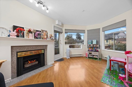 207-3628 Rae Avenue, Vancouver, BC 