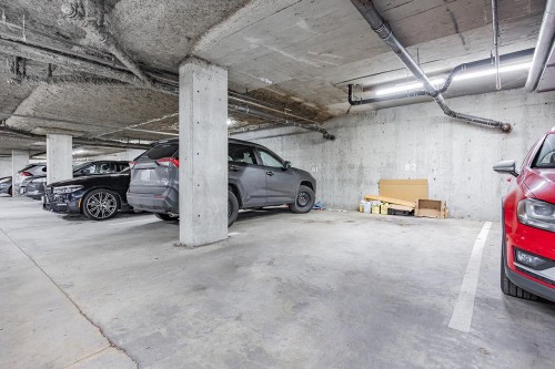 207-3628 Rae Avenue, Vancouver, BC 