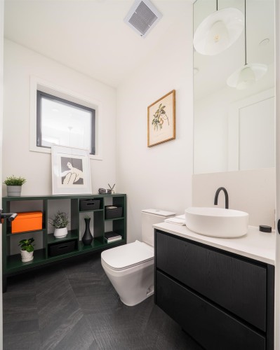 836 64Th Avenue W, Vancouver, BC 