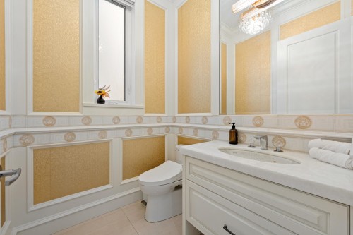 3981 35Th Avenue W, Vancouver, BC 