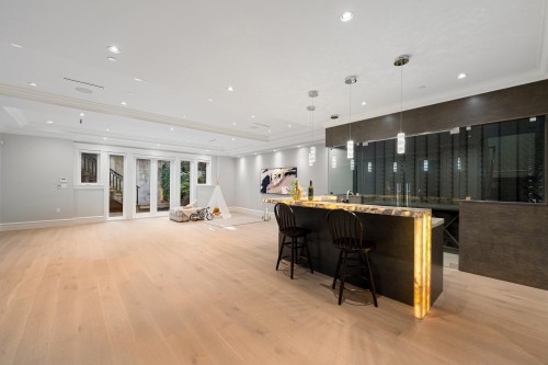 3981 35Th Avenue W, Vancouver, BC 