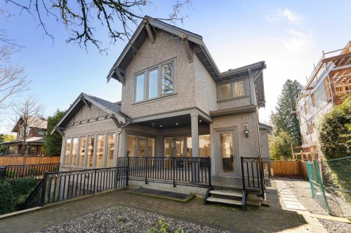 3981 35Th Avenue W, Vancouver, BC 