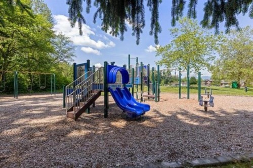 4208 Garden Grove Drive, Burnaby, BC 