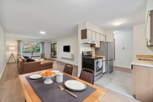 4208 Garden Grove Drive, Burnaby, BC 