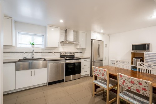 2057 Lorraine Avenue, Coquitlam, BC 