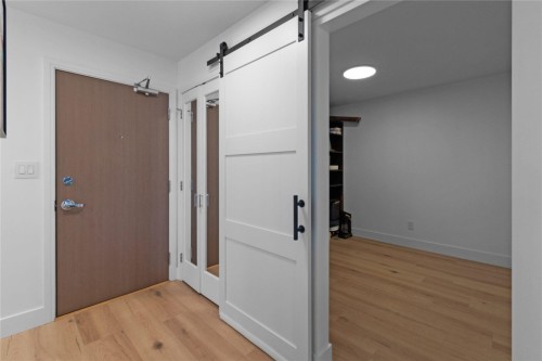 1102-4400 Buchanan Street, Burnaby, BC 