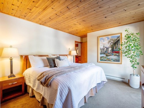 8512 Drifter Way, Whistler, BC 