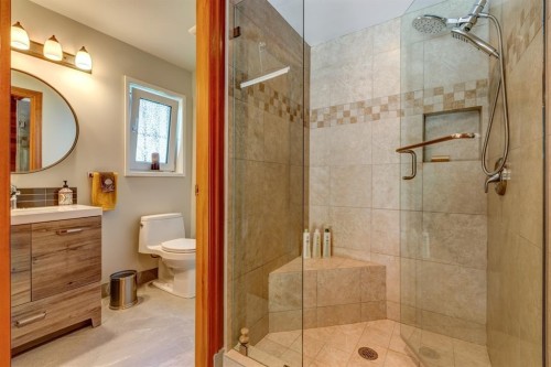 8512 Drifter Way, Whistler, BC 