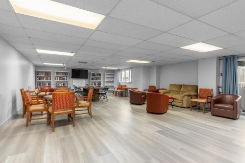 221-12873 Railway Avenue, Richmond, BC 