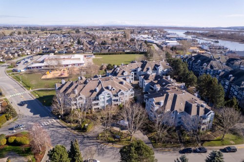 221-12873 Railway Avenue, Richmond, BC 