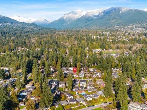 1140 20Th Street W, North Vancouver, BC 