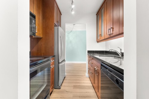 323-8511 Ackroyd Road, Richmond, BC 