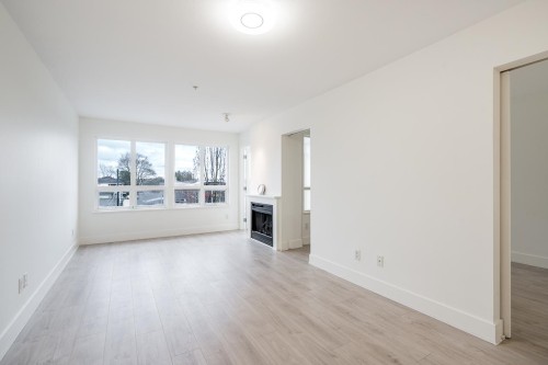 303-3423 Hastings Street E, Vancouver, BC 